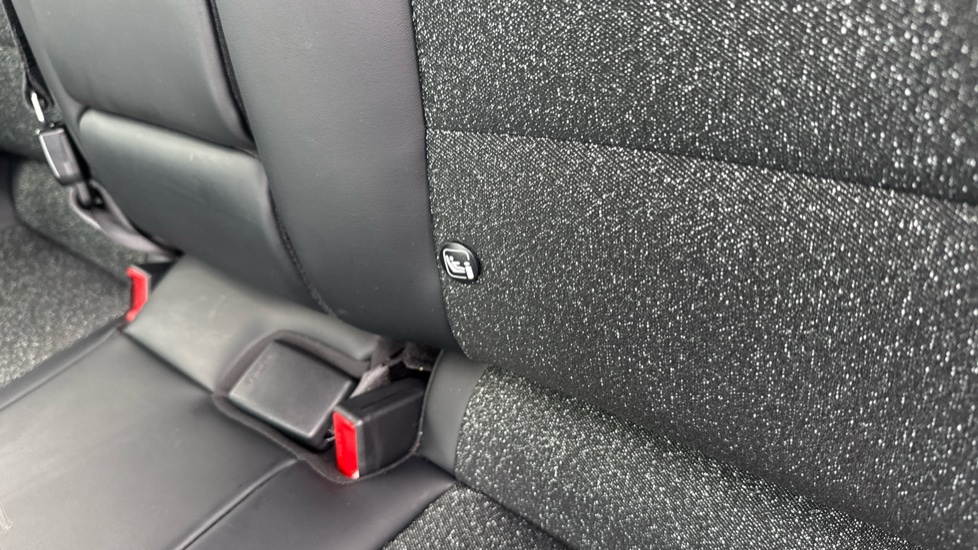 Kia K4 1.0T-GDi 115 48V GT-Line 5dr DCT Petrol Hatchback - Image 22