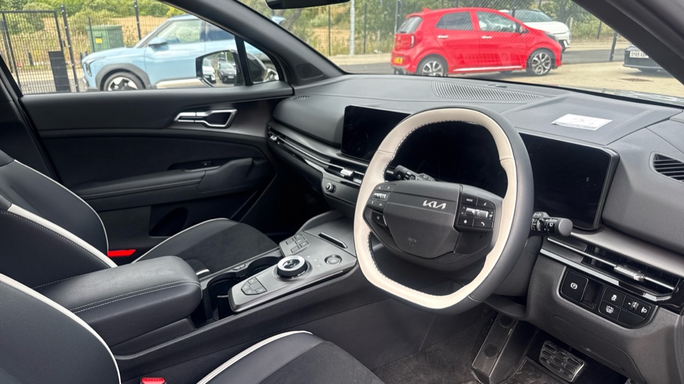 Kia Sportage 1.6T GDi HEV GT-Line 5dr Auto Hybrid Estate - Image 11