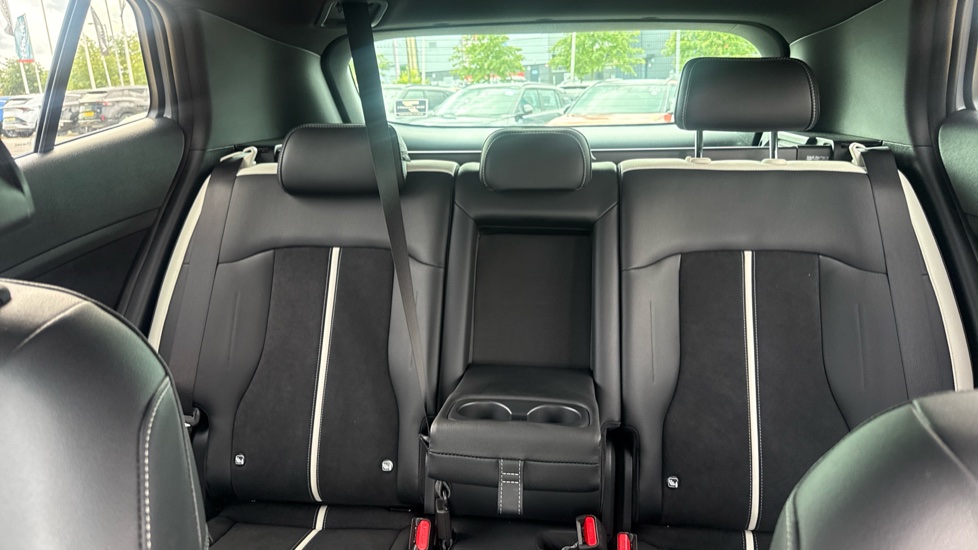 Kia Sportage 1.6T GDi HEV GT-Line 5dr Auto Hybrid Estate - Image 15
