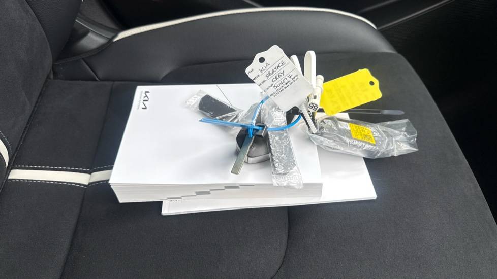 Kia Sportage 1.6T GDi HEV GT-Line 5dr Auto Hybrid Estate - Image 19