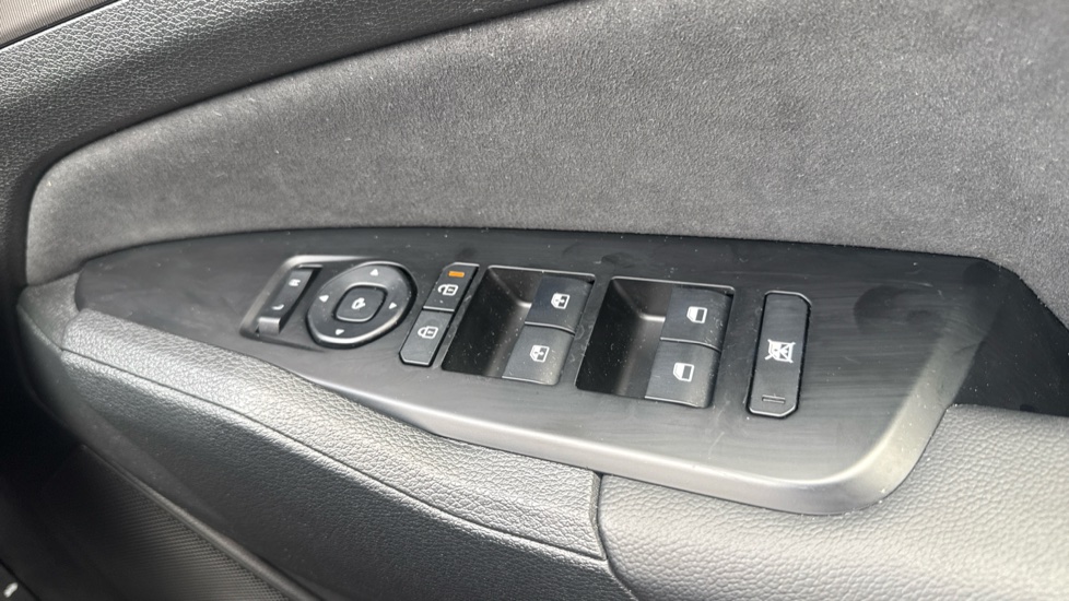 Kia Sportage 1.6T GDi HEV GT-Line 5dr Auto Hybrid Estate - Image 38
