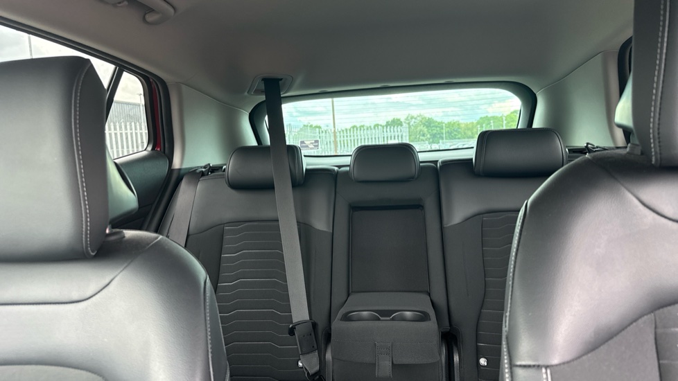Kia Sportage 1.6T GDi ISG Launch Edition 5dr Petrol Estate - Image 15