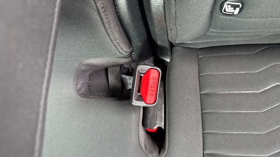 Kia Sportage 1.6T GDi ISG Launch Edition 5dr Petrol Estate - Image 17