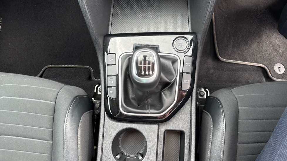 Kia Sportage 1.6T GDi ISG Launch Edition 5dr Petrol Estate - Image 35