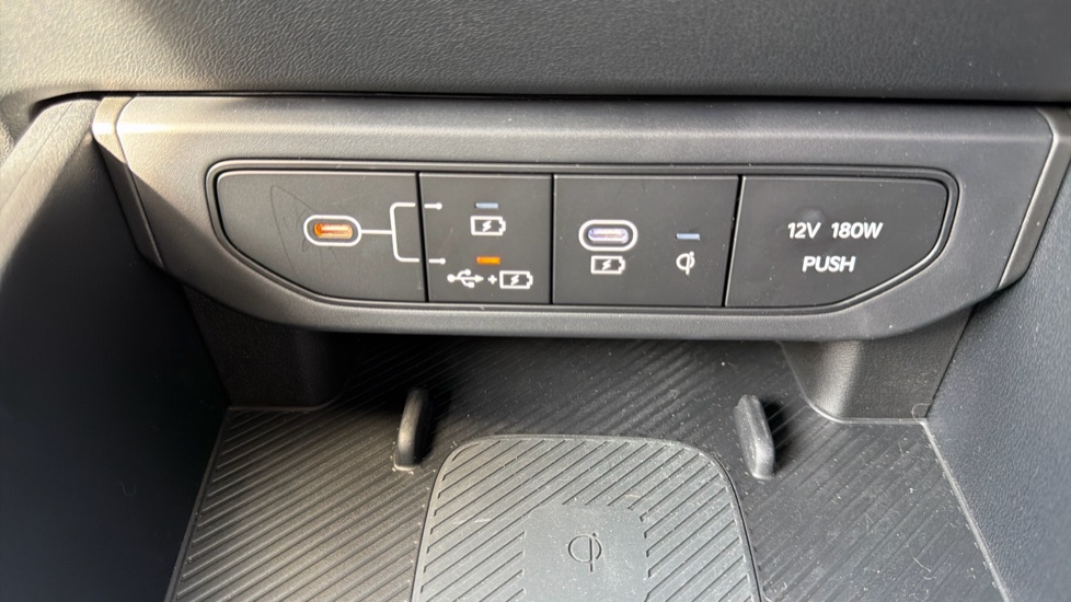 Kia K4 1.0T-GDi 115 48V GT-Line 5dr DCT Petrol Hatchback - Image 28