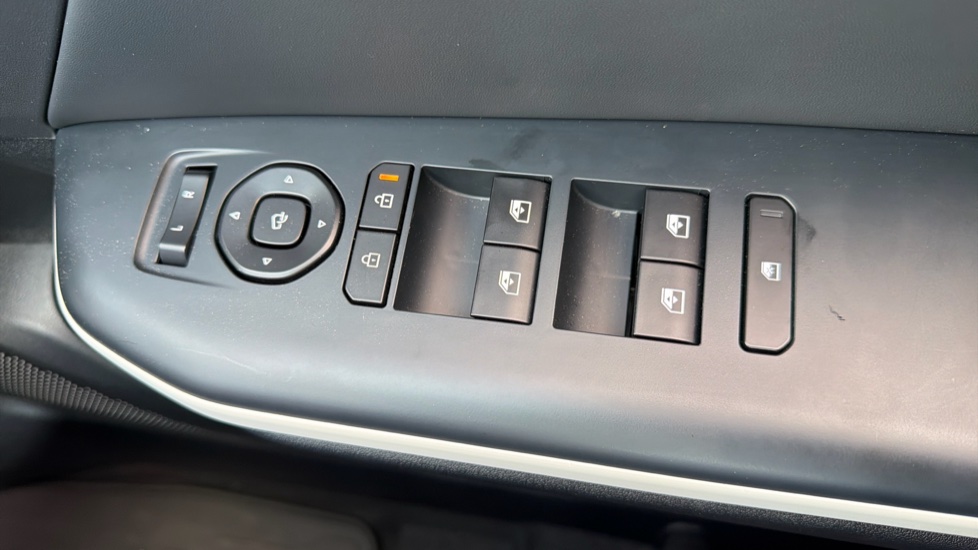 Kia K4 1.0T-GDi 115 48V GT-Line 5dr DCT Petrol Hatchback - Image 45
