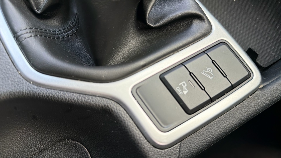 Kia Sportage 1.6 GDi ISG 2 5dr Petrol Estate - Image 39