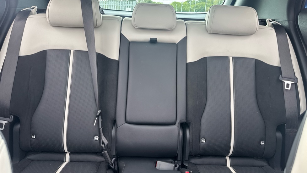 Kia Sportage 1.6T GDi GT-Line S 5dr DCT Petrol Estate - Image 15