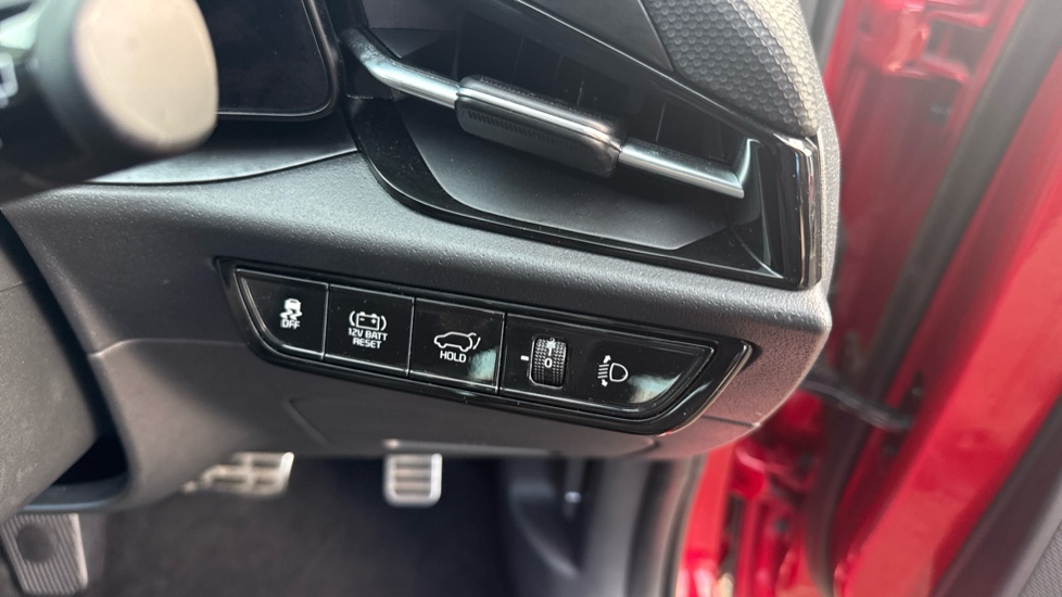 Kia Niro 1.6 GDi 127 Hybrid 4 5dr DCT Hybrid Estate - Image 24