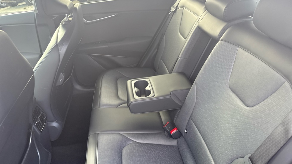 Kia Niro 1.6 GDi 127 Hybrid 4 5dr DCT Hybrid Estate - Image 36