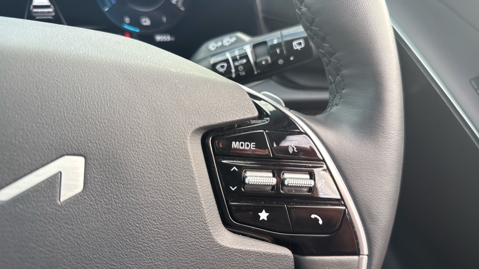 Kia Niro 1.6 GDi 127 Hybrid 4 5dr DCT Hybrid Estate - Image 40
