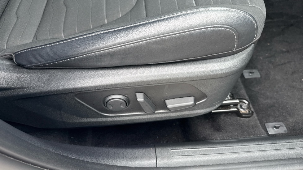 Kia Sportage 1.6T GDi 48V ISG 3 5dr DCT Petrol Estate - Image 22