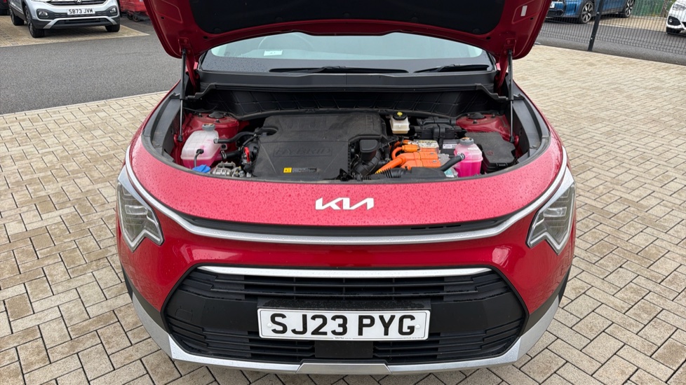 Kia Niro 1.6 GDi Hybrid 2 5dr DCT Hybrid Estate - Image 8