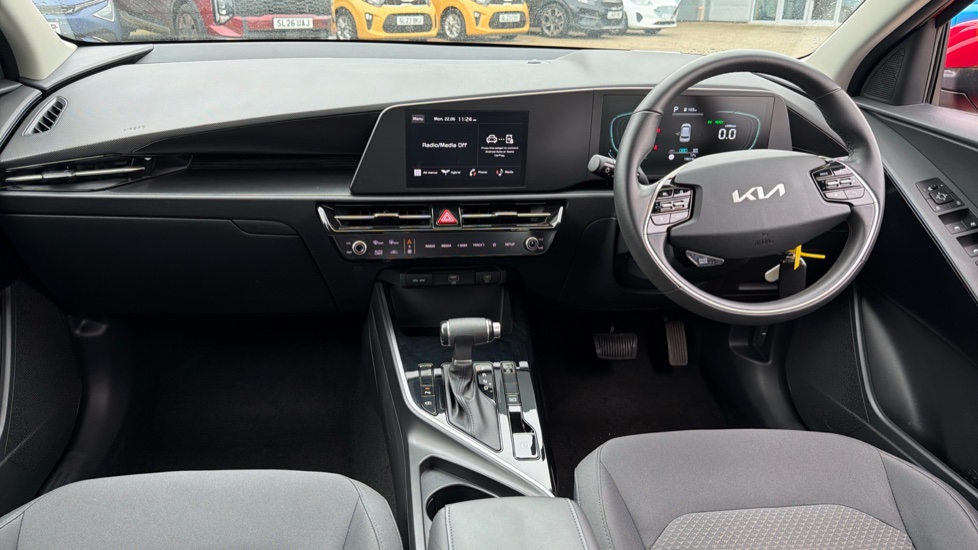 Kia Niro 1.6 GDi Hybrid 2 5dr DCT Hybrid Estate - Image 10