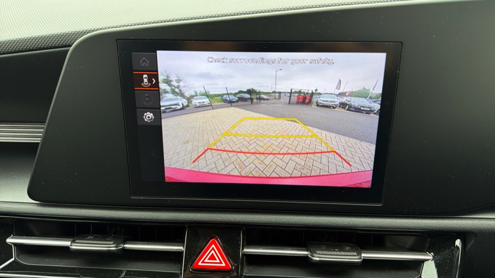 Kia Niro 1.6 GDi Hybrid 2 5dr DCT Hybrid Estate - Image 27