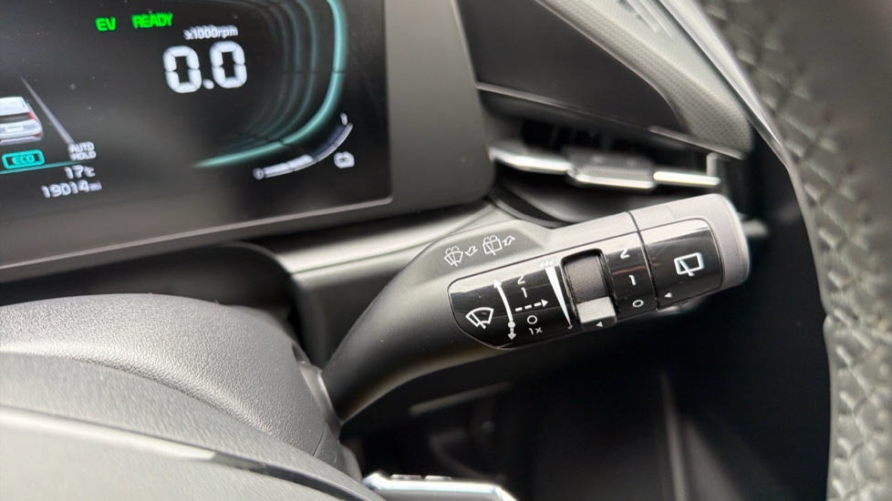 Kia Niro 1.6 GDi Hybrid 2 5dr DCT Hybrid Estate - Image 34