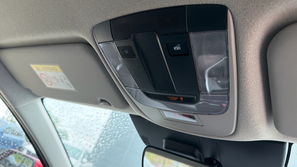 Kia Niro 1.6 GDi Hybrid 2 5dr DCT Hybrid Estate - Image 41