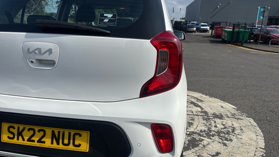 Kia Picanto 1.0 3 5dr Auto [4 seats] Petrol Hatchback - Image 23