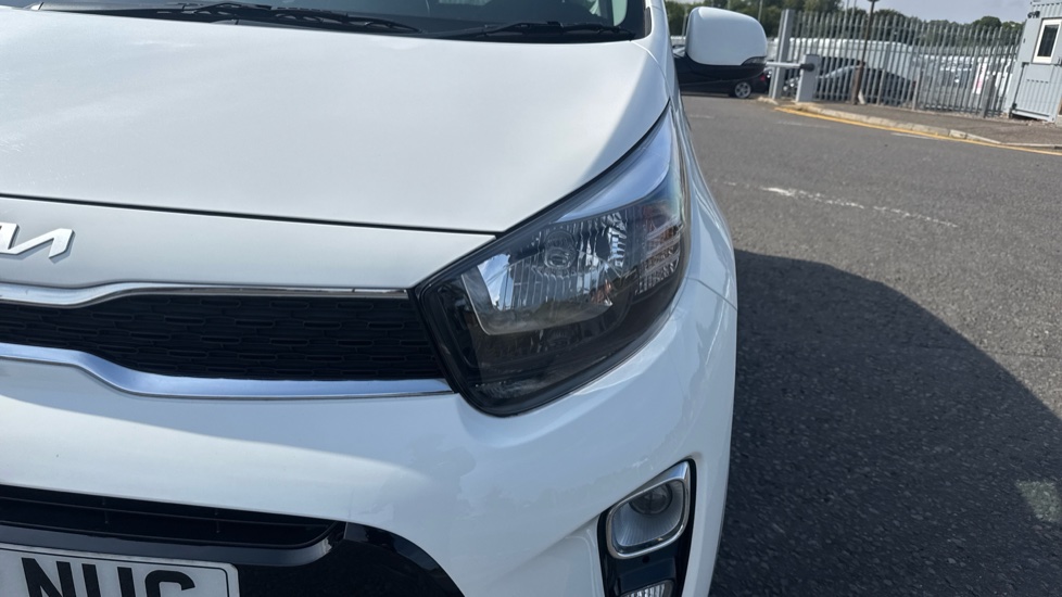 Kia Picanto 1.0 3 5dr Auto [4 seats] Petrol Hatchback - Image 26
