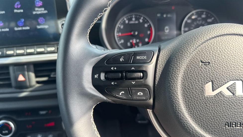 Kia Picanto 1.0 3 5dr Auto [4 seats] Petrol Hatchback - Image 31