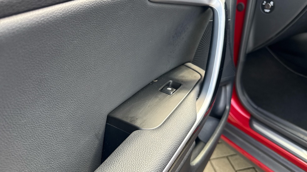 Kia Xceed 1.5T GDi ISG GT-Line 5dr Petrol Hatchback - Image 33