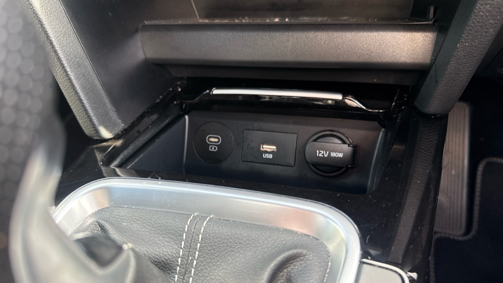 Kia Xceed 1.5T GDi ISG GT-Line 5dr Petrol Hatchback - Image 44