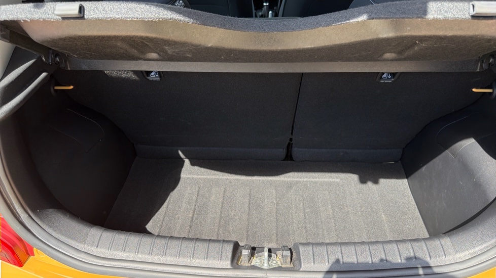 Kia Picanto 1.0 2 5dr [4 seats] Petrol Hatchback - Image 4