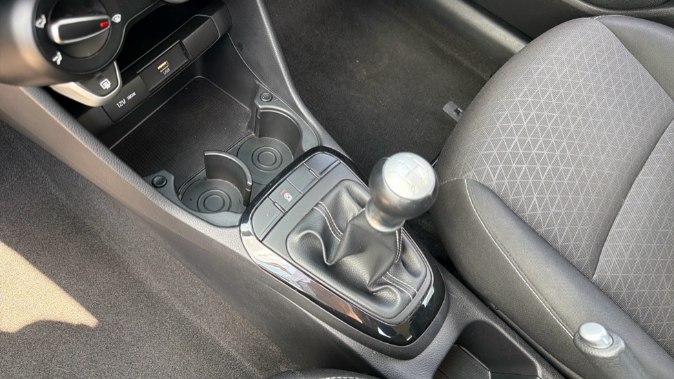 Kia Picanto 1.0 2 5dr [4 seats] Petrol Hatchback - Image 13