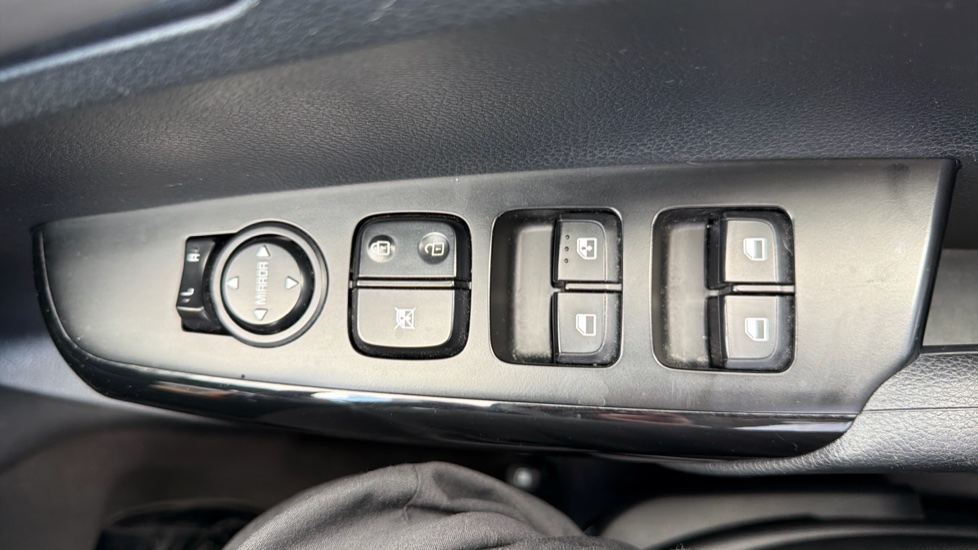 Kia Picanto 1.0 2 5dr [4 seats] Petrol Hatchback - Image 37