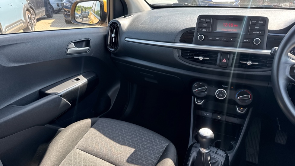 Kia Picanto 1.0 2 5dr [4 seats] Petrol Hatchback - Image 14