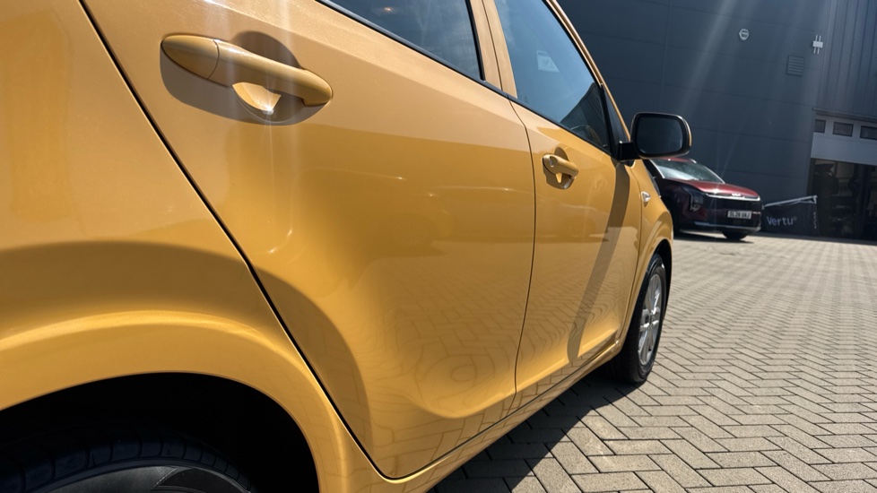 Kia Picanto 1.0 2 5dr [4 seats] Petrol Hatchback - Image 24