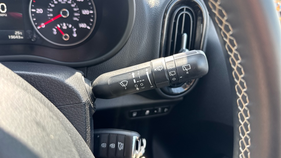 Kia Picanto 1.0 2 5dr [4 seats] Petrol Hatchback - Image 35