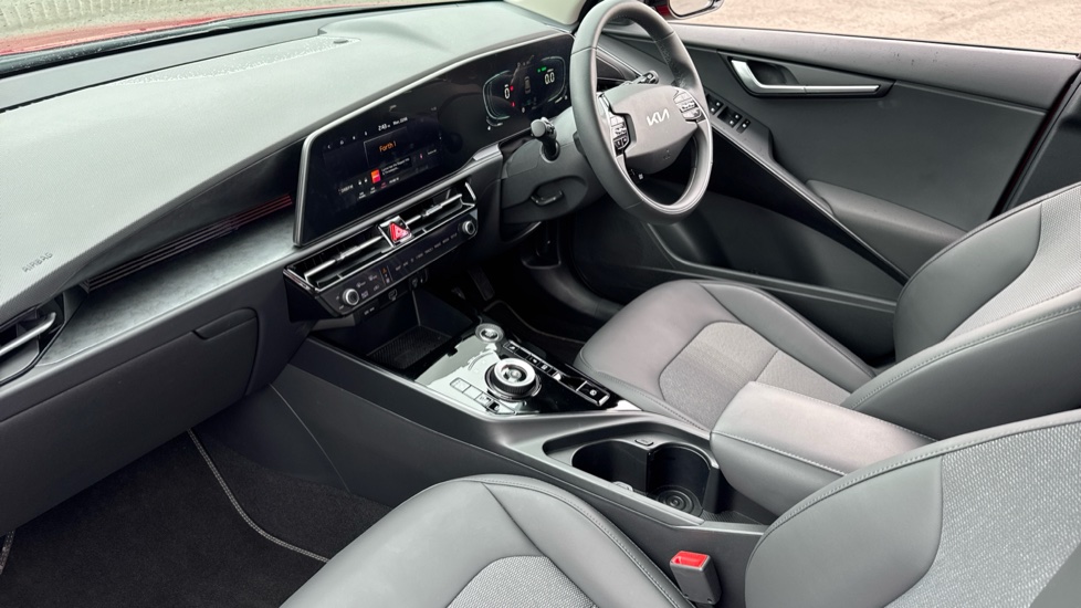 Kia Niro 1.6 GDi 136 Hybrid Evolve 5dr DCT Hybrid Estate - Image 9