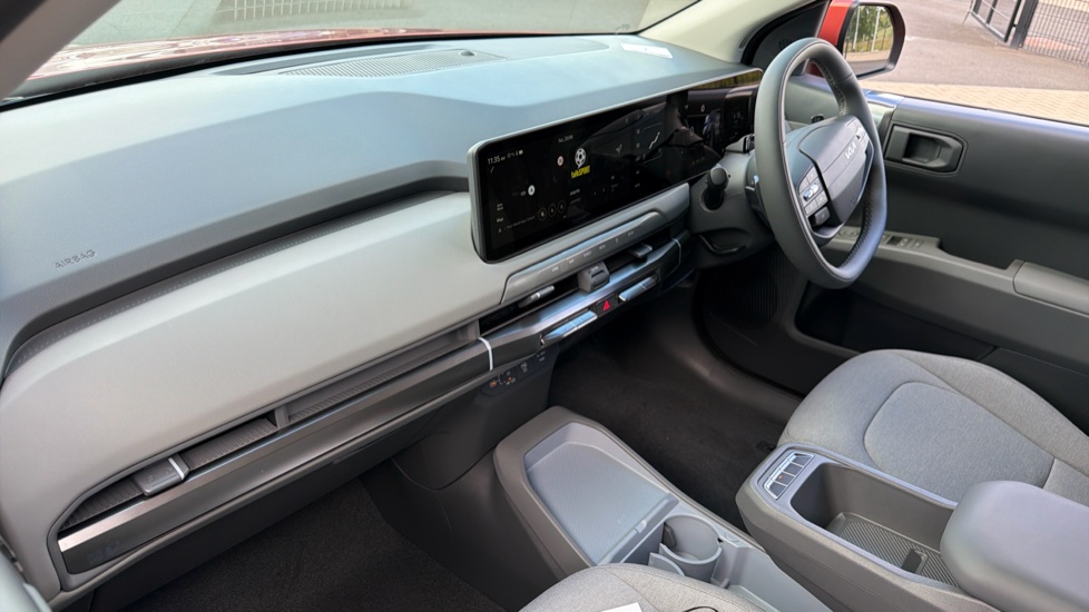 Kia EV3 148kW Air 81.4kWh 5dr Auto Electric Estate - Image 9