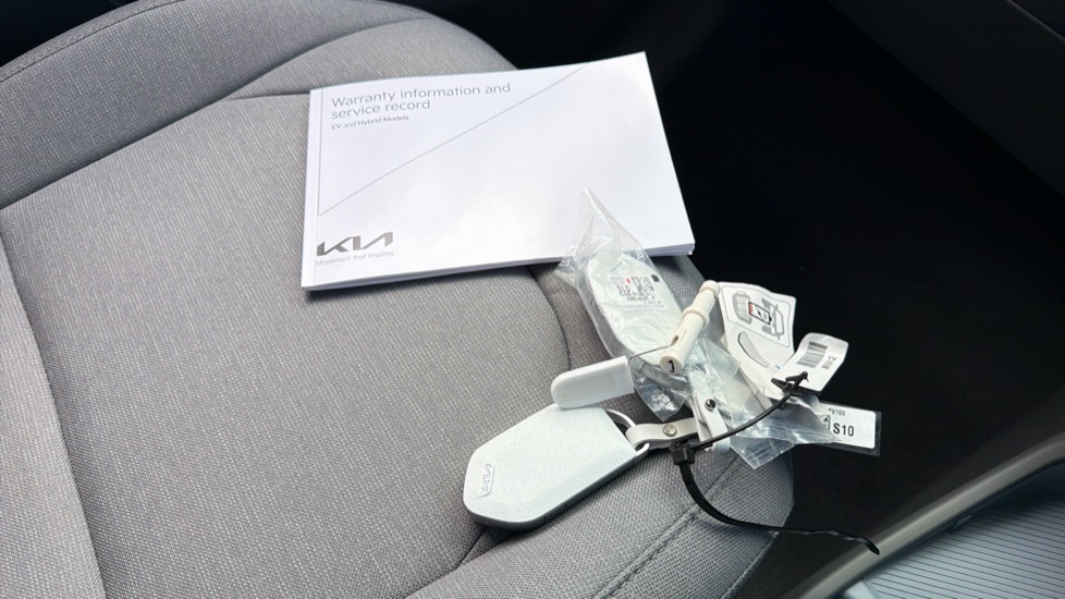 Kia EV3 148kW Air 81.4kWh 5dr Auto Electric Estate - Image 19