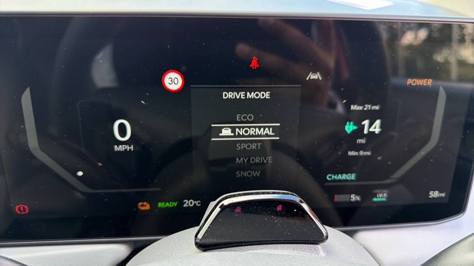 Kia EV3 148kW Air 81.4kWh 5dr Auto Electric Estate - Image 42