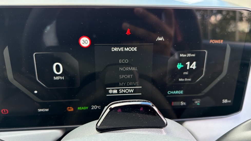 Kia EV3 148kW Air 81.4kWh 5dr Auto Electric Estate - Image 45