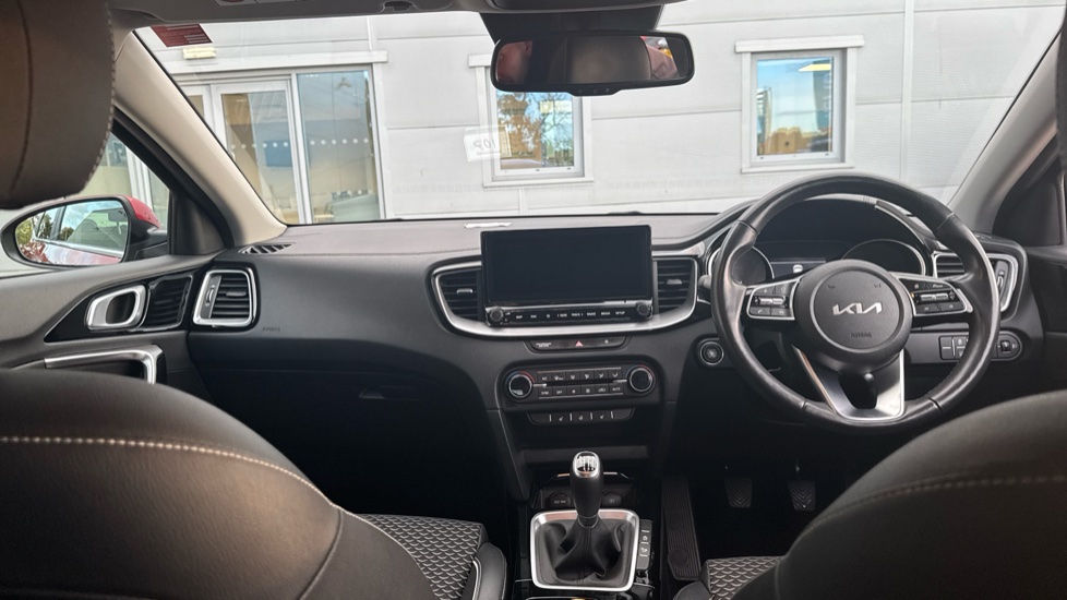 Kia Xceed 1.5T GDi ISG 3 5dr Petrol Hatchback - Image 10