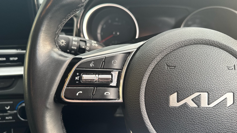 Kia Xceed 1.5T GDi ISG 3 5dr Petrol Hatchback - Image 44