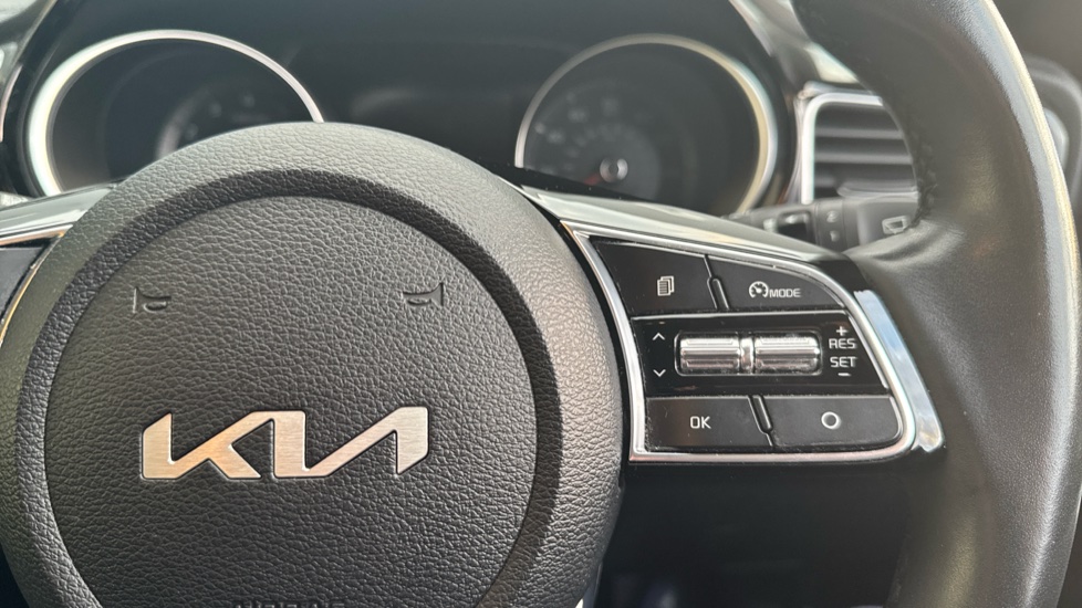 Kia Xceed 1.5T GDi ISG 3 5dr Petrol Hatchback - Image 45