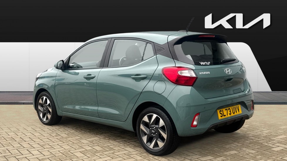 Hyundai i10 1.0 Advance 5dr Petrol Hatchback - Image 2