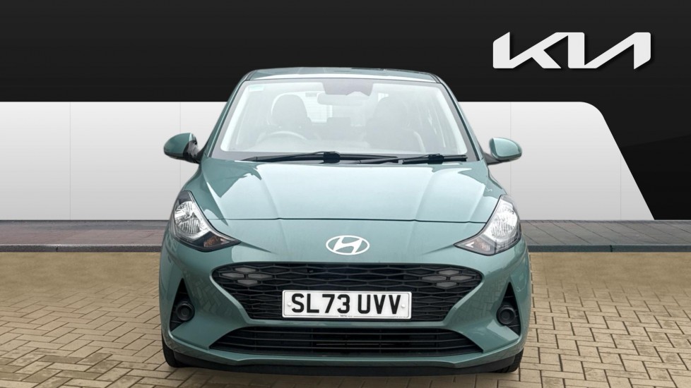 Hyundai i10 1.0 Advance 5dr Petrol Hatchback - Image 3