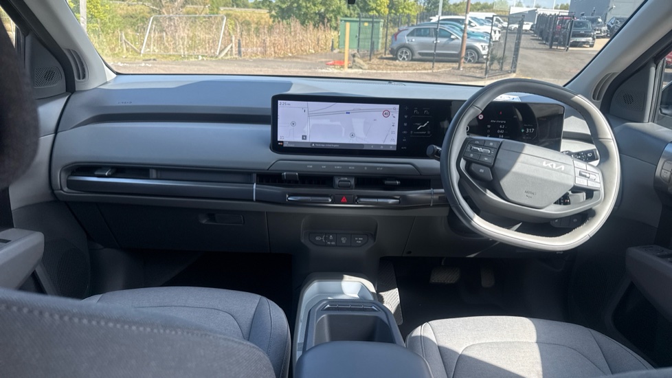 Kia EV3 150kW Air 81.4kWh 5dr Auto Electric Estate - Image 10