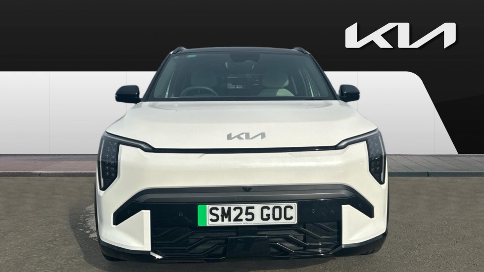 Kia EV3 150kW GT-Line S 81.4kWh 5dr Auto Electric Estate - Image 3