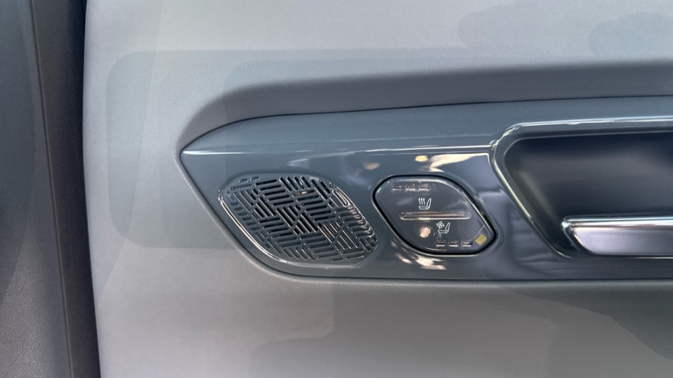 Kia EV9 282kW GT-Line S 99.8kWh AWD 5dr [7St] Auto Electric Estate - Image 35