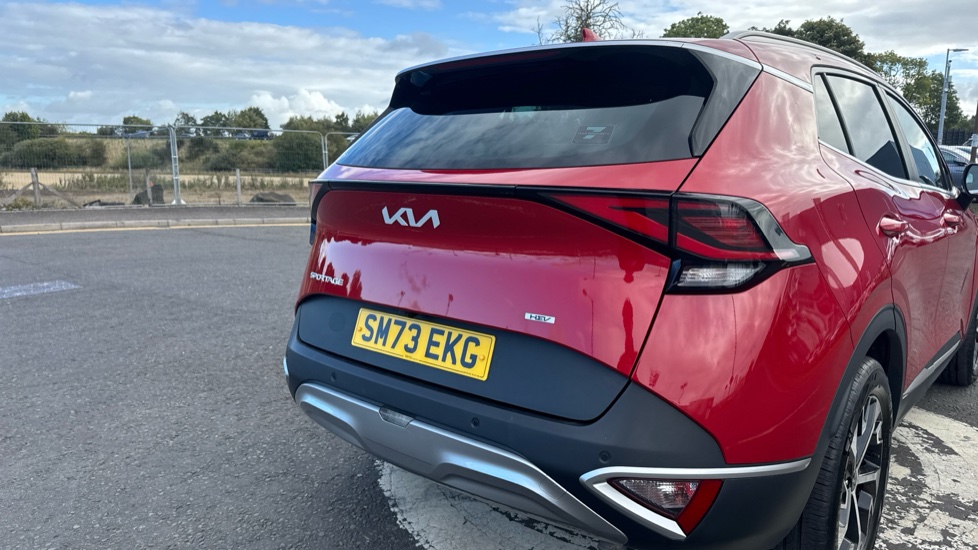Kia Sportage 1.6T GDi HEV 3 5dr Auto Hybrid Estate - Image 25