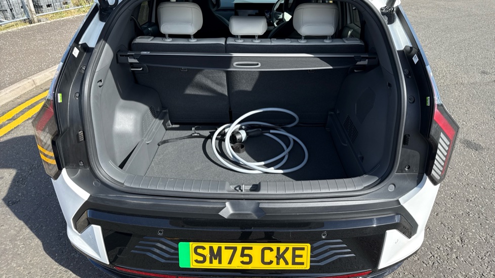Kia EV3 150kW GT-Line S 81.4kWh 5dr Auto Electric Estate - Image 4