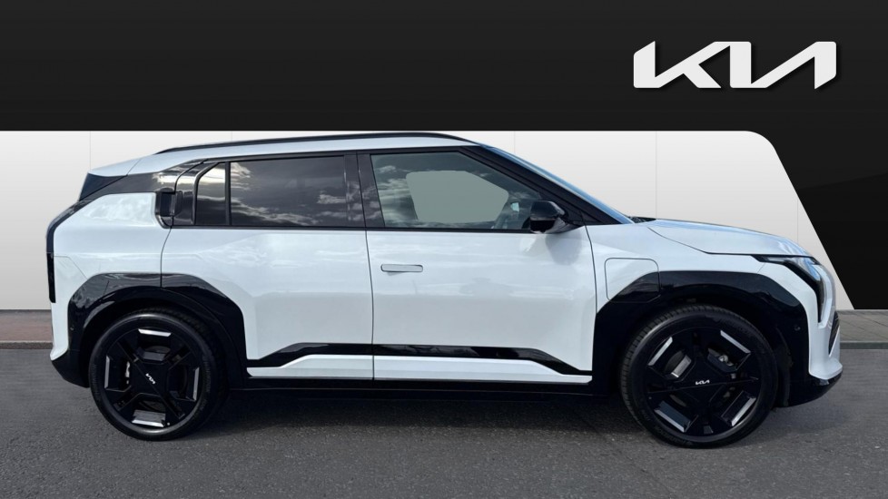 Kia EV3 150kW GT-Line S 81.4kWh 5dr Auto Electric Estate - Image 5