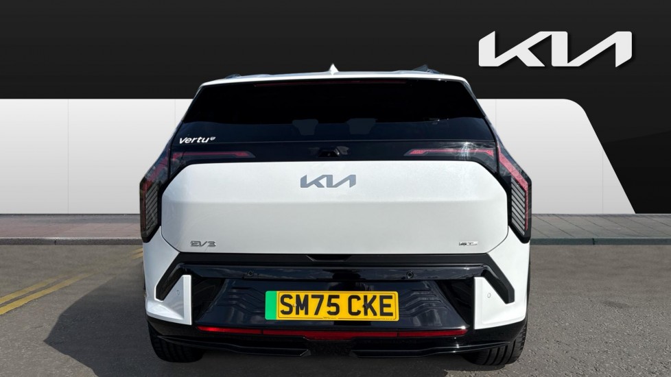 Kia EV3 150kW GT-Line S 81.4kWh 5dr Auto Electric Estate - Image 6