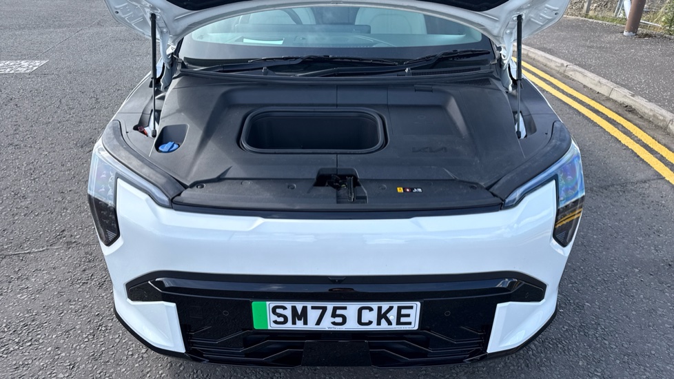 Kia EV3 150kW GT-Line S 81.4kWh 5dr Auto Electric Estate - Image 8